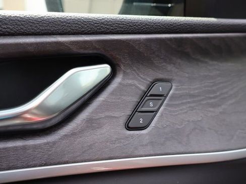 New 2025 Jeep Grand Cherokee Limited 4xe image 7