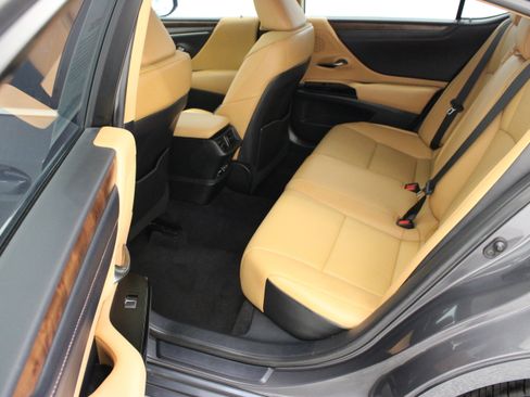 Used 2022 Lexus ES 350 w/ Premium Package FWD image 31