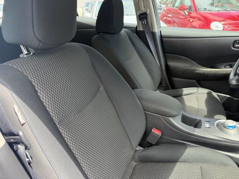Used 2015 Nissan Leaf S w/ Charge Package FWD image 15