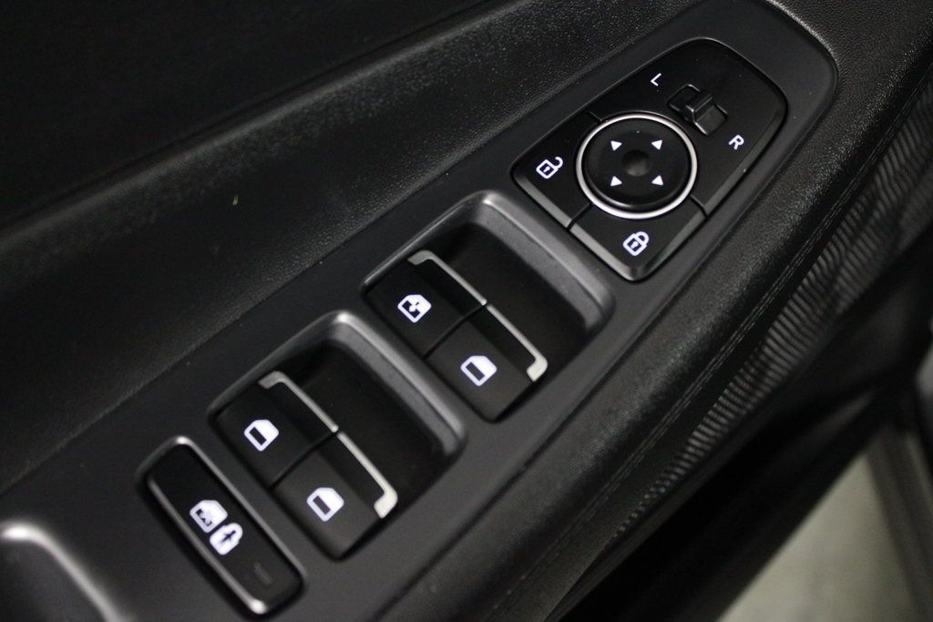 Certified 2023 Hyundai Santa Fe SE FWD image 23