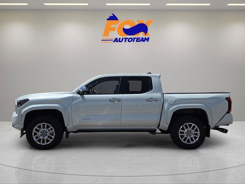 New 2026 Toyota Tacoma Limited AWD/4WD image 2