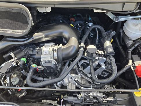 Used 2024 Ford Transit 250 Low Roof w/ Exterior Upgrade Package RWD image 31