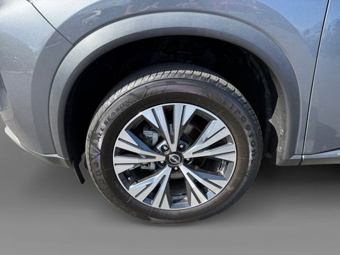 Used 2023 Nissan Rogue SV AWD/4WD image 9
