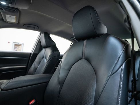 Used 2024 Toyota Camry XSE image 6