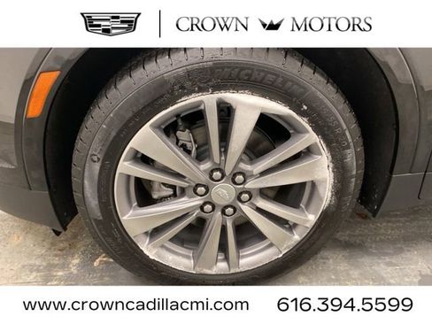 Certified 2025 Cadillac XT5 Premium Luxury image 29