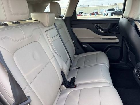 Used 2025 Lincoln Corsair Reserve w/ Equipment Group 202A image 25