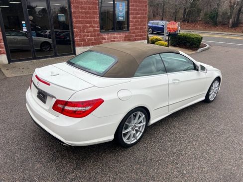 Used 2011 Mercedes-Benz E 550 Cabriolet image 5
