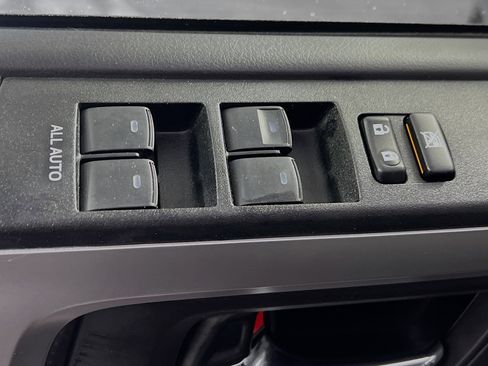 Used 2023 Toyota 4Runner SR5 Premium image 17