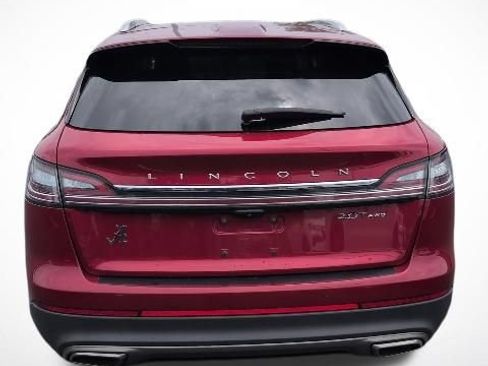 Used 2020 Lincoln Nautilus Premier w/ Equipment Group 101A AWD/4WD image 10