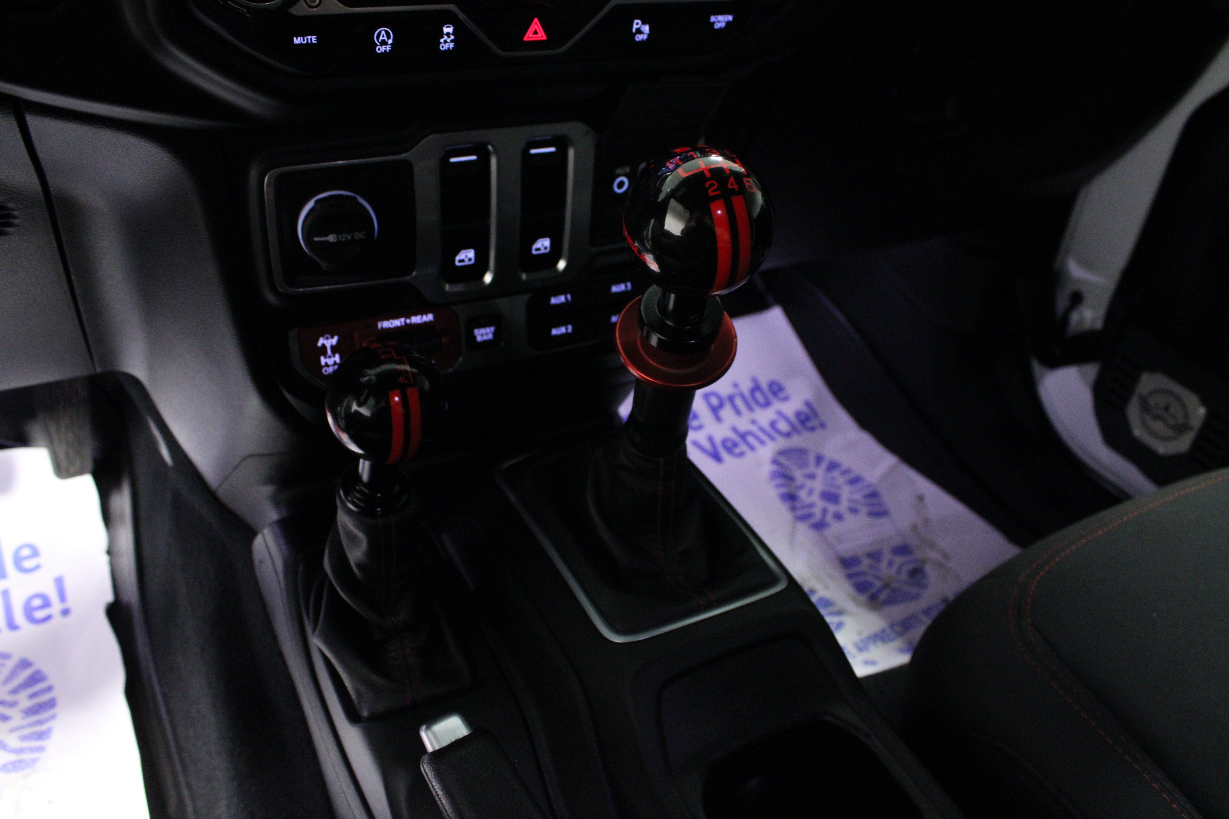 Used 2018 Jeep Wrangler Rubicon AWD/4WD image 22