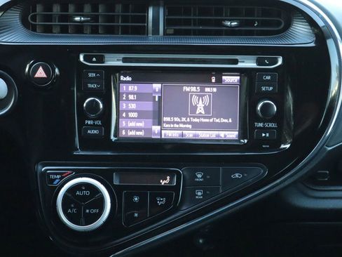 Used 2018 Toyota Prius C Two image 21