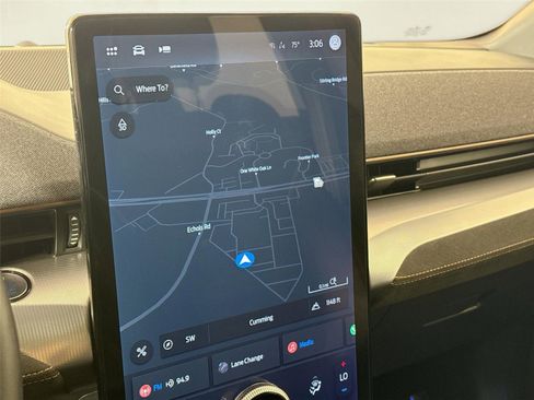 Used 2021 Ford Mustang Mach-E GT image 25