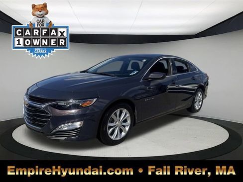 Used 2025 Chevrolet Malibu LT image 1