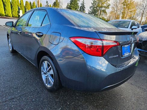 Used 2015 Toyota Corolla LE image 6