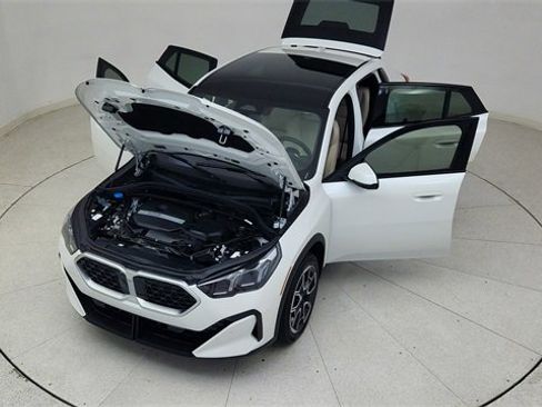 Used 2025 BMW X2 xDrive28i image 83