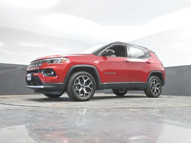 Used 2026 Jeep Compass Limited w/ Mopar All Weather Package AWD/4WD image 47