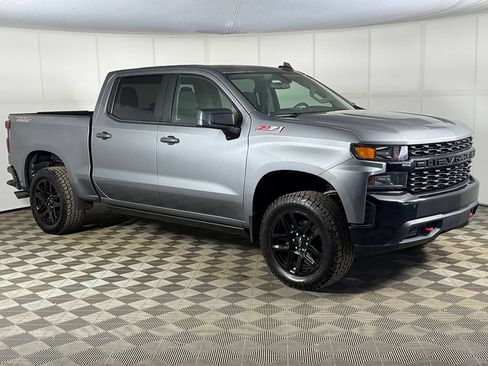 Used 2022 Chevrolet Silverado 1500 Custom Trail Boss AWD/4WD image 2