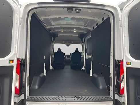 New 2026 Ford Transit 250 148 Medium Roof w/ Load Area Protection Package image 15