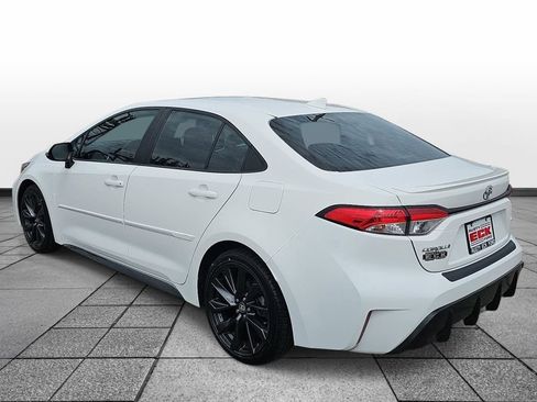 Used 2024 Toyota Corolla SE FWD image 7