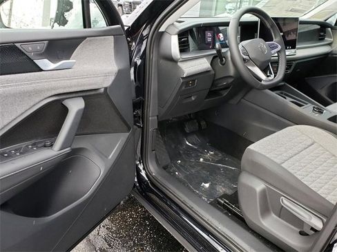 New 2026 Volkswagen Tiguan S image 6