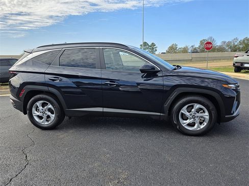 Certified 2022 Hyundai Tucson SEL image 3