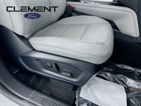 New 2026 Ford Explorer Active w/ Active Comfort Package AWD/4WD image 30