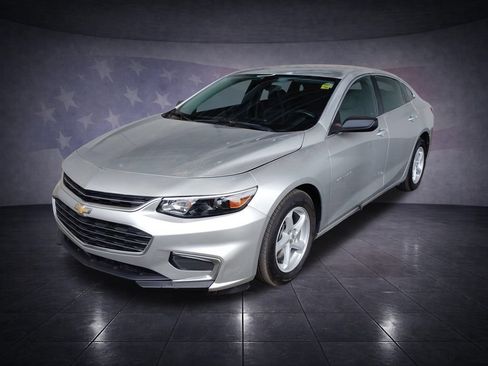 Used 2017 Chevrolet Malibu LS FWD image 32