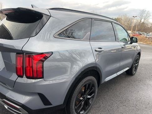 Used 2022 Kia Sorento SX image 5