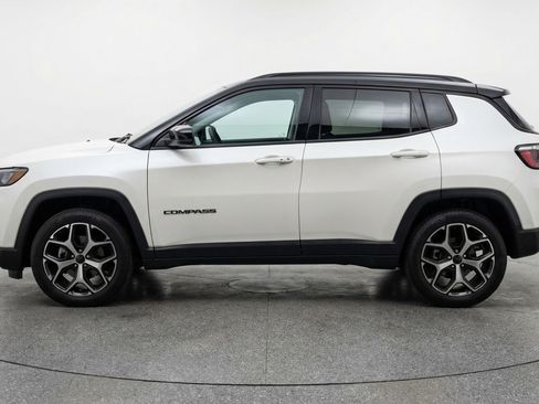 Used 2025 Jeep Compass Limited AWD/4WD image 5