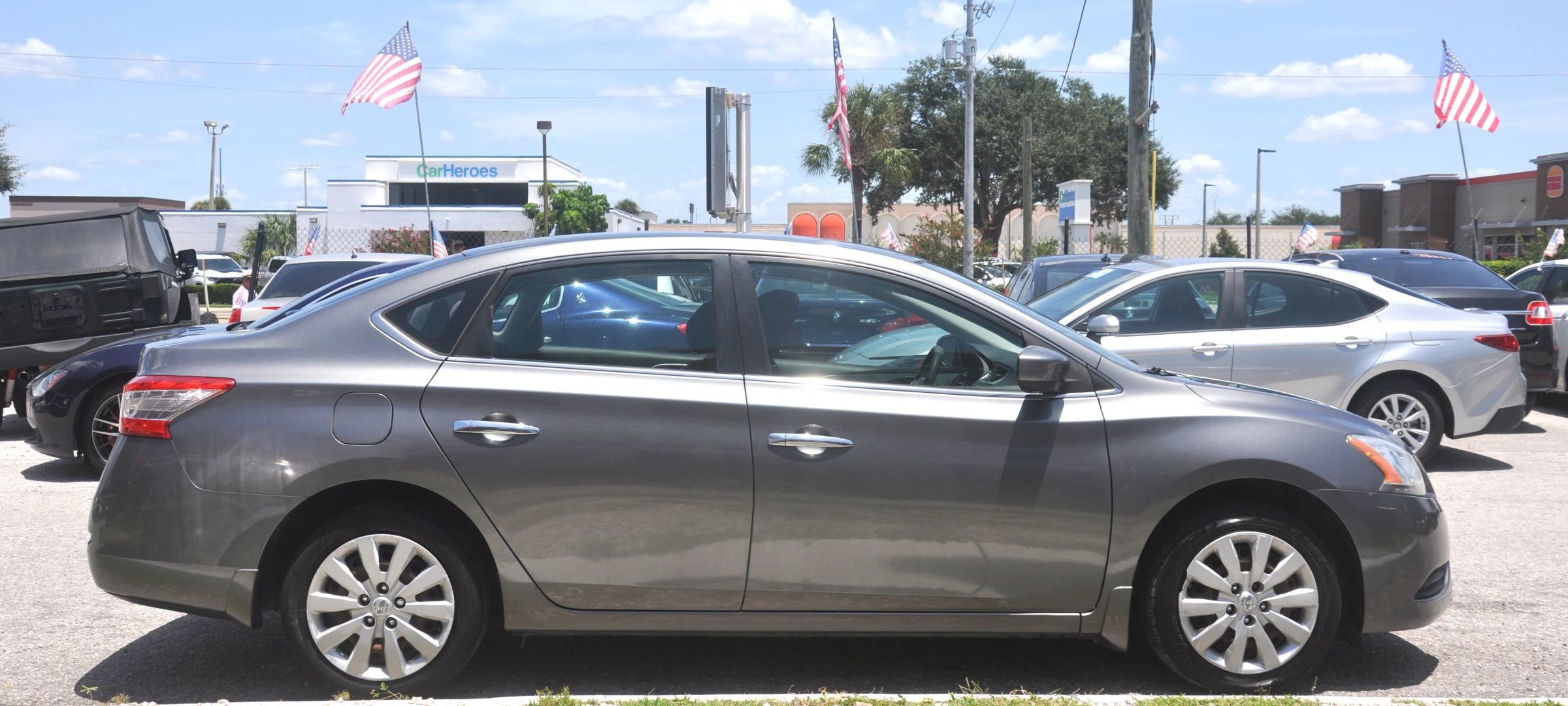 Used 2015 Nissan Sentra SV FWD image 10