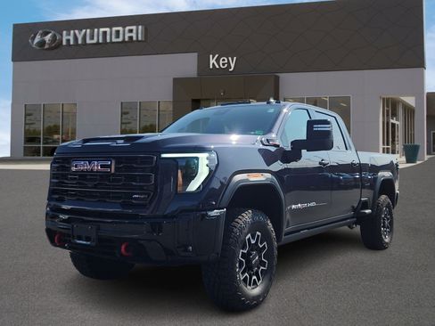 Used 2026 GMC Sierra 2500 AT4X AWD/4WD image 7