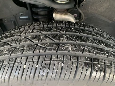 Certified 2025 Toyota Tacoma SR5 image 13