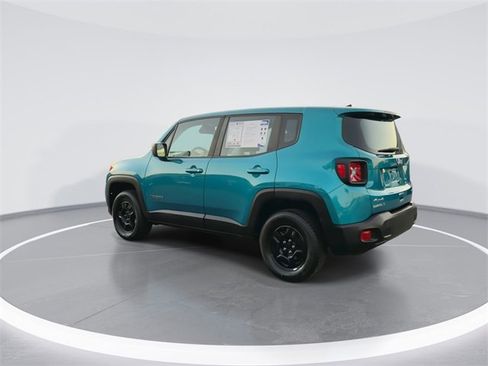 Used 2022 Jeep Renegade Sport image 5