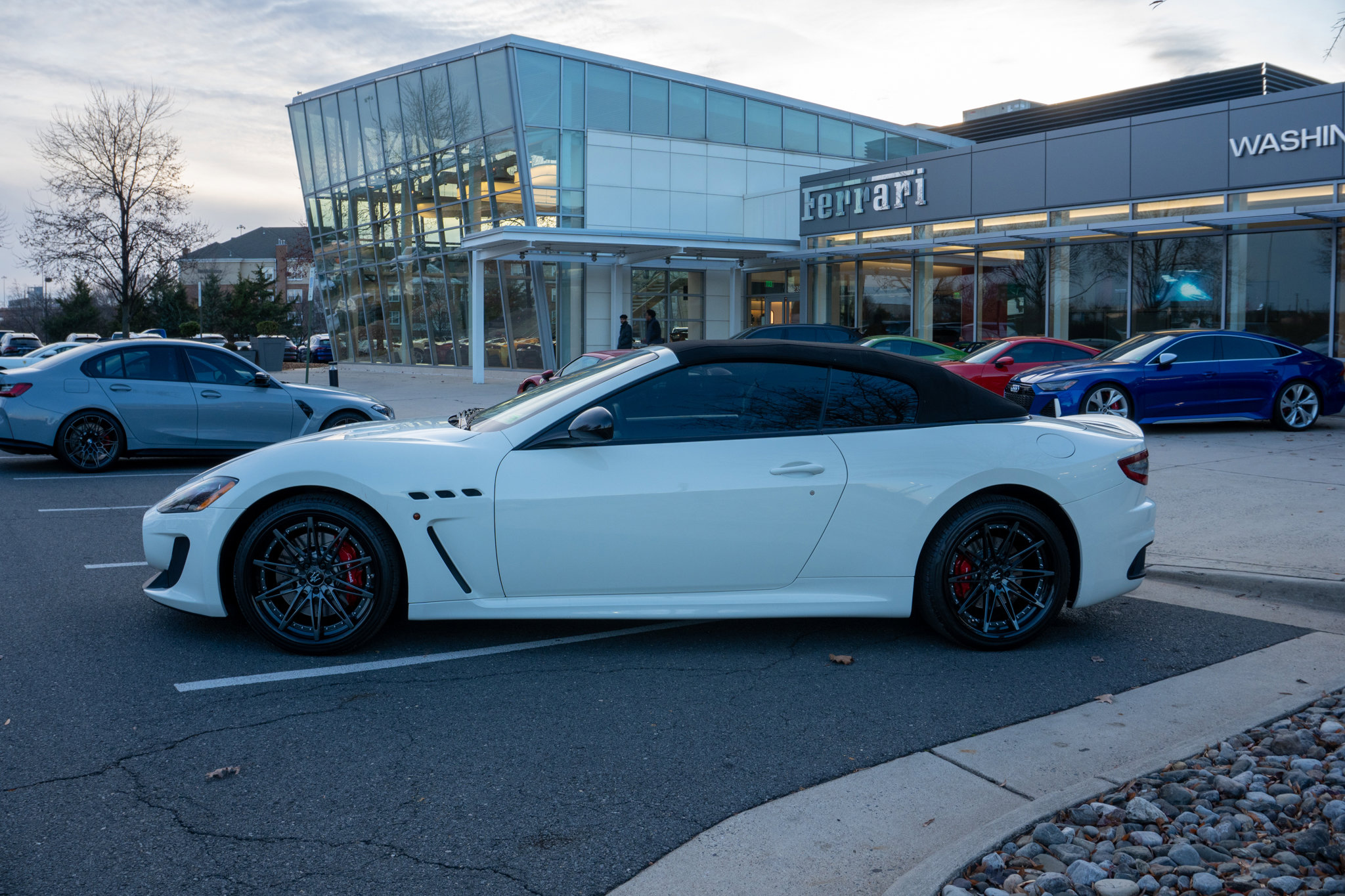 Used 2013 Maserati GranTurismo Sport RWD image 2