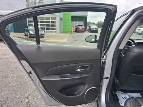 Used 2011 Chevrolet Cruze LT FWD image 8
