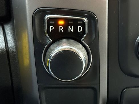 Used 2021 RAM 1500 Classic SLT image 25