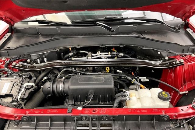 Used 2022 Ford Explorer Limited w/ Equipment Group 301A AWD/4WD image 28