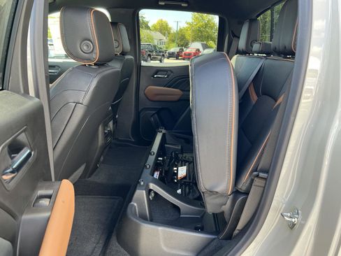 New 2026 GMC Canyon AT4 image 37