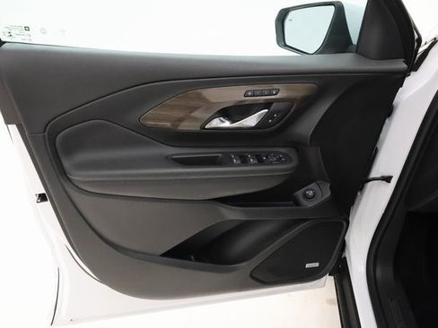 Used 2022 GMC Terrain Denali w/ Denali Premium Package image 8