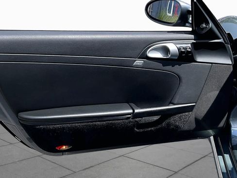 Used 2005 Porsche Boxster RWD image 24