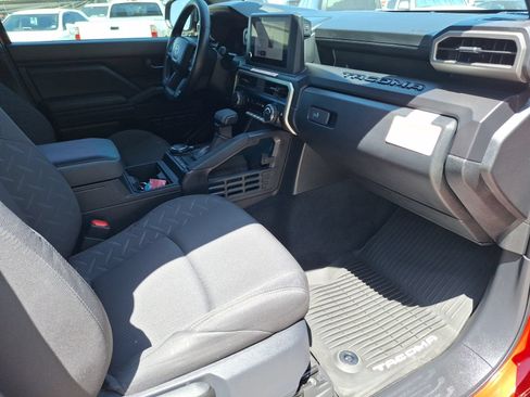 Used 2026 Toyota Tacoma SR AWD/4WD image 30