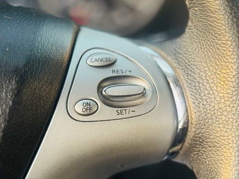 Used 2018 Nissan Murano SV image 30