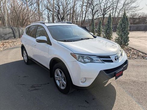 Used 2014 Toyota RAV4 XLE image 7