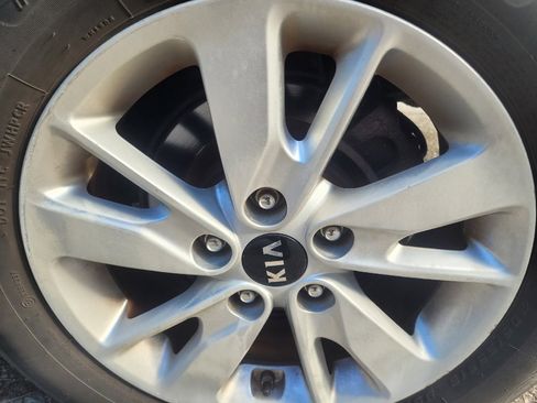 Used 2016 Kia Optima LX image 31