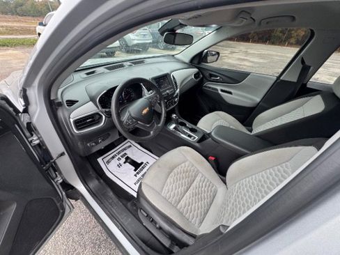 Used 2021 Chevrolet Equinox LT image 9
