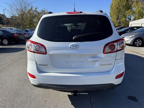 Used 2010 Hyundai Santa Fe GLS image 7