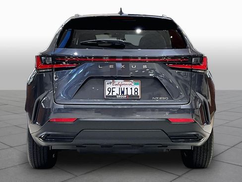 Certified 2024 Lexus NX 250 FWD image 4