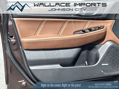 Used 2019 Subaru Outback 2.5i Touring AWD/4WD image 13