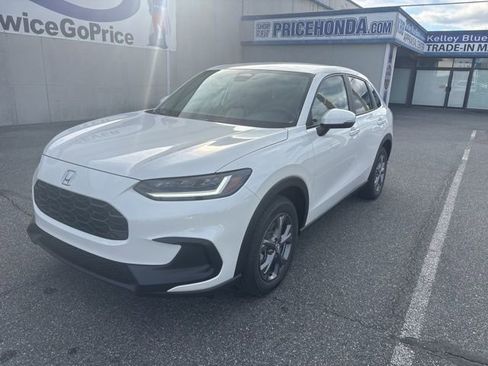 New 2026 Honda HR-V LX image 1