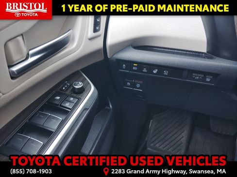 Certified 2023 Toyota Sienna Platinum AWD/4WD image 23